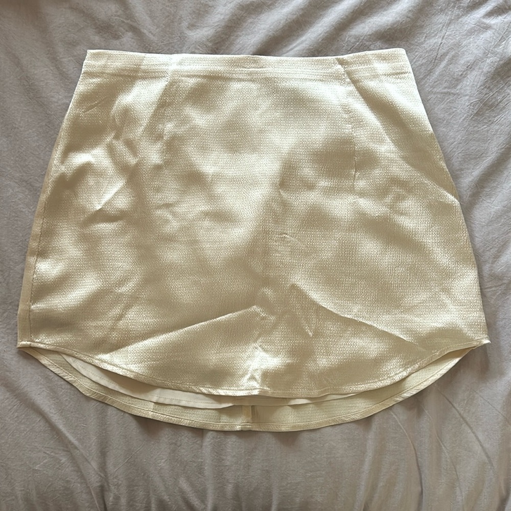 F21 satin mini skirt